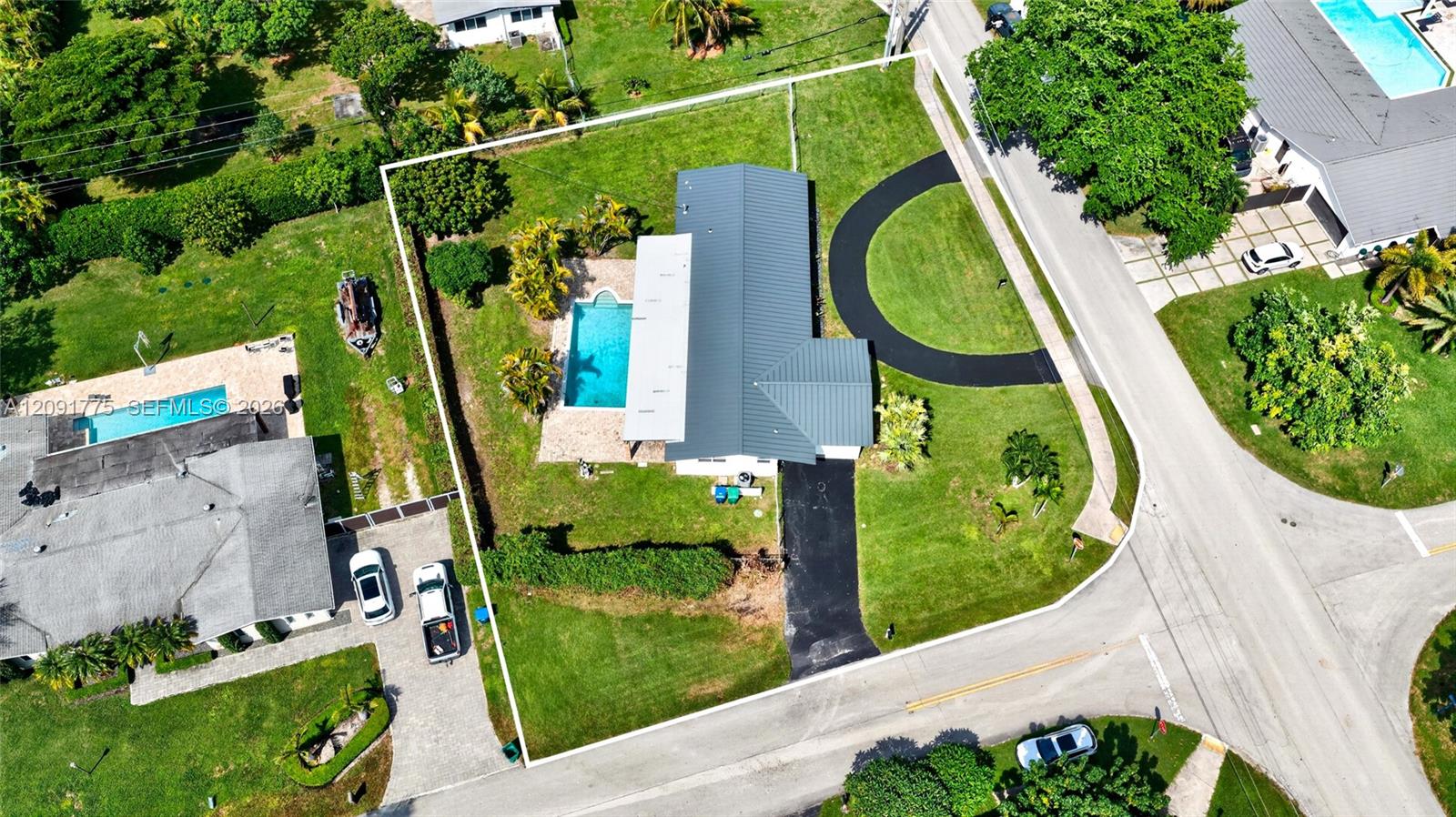 17400 SW 89th Court