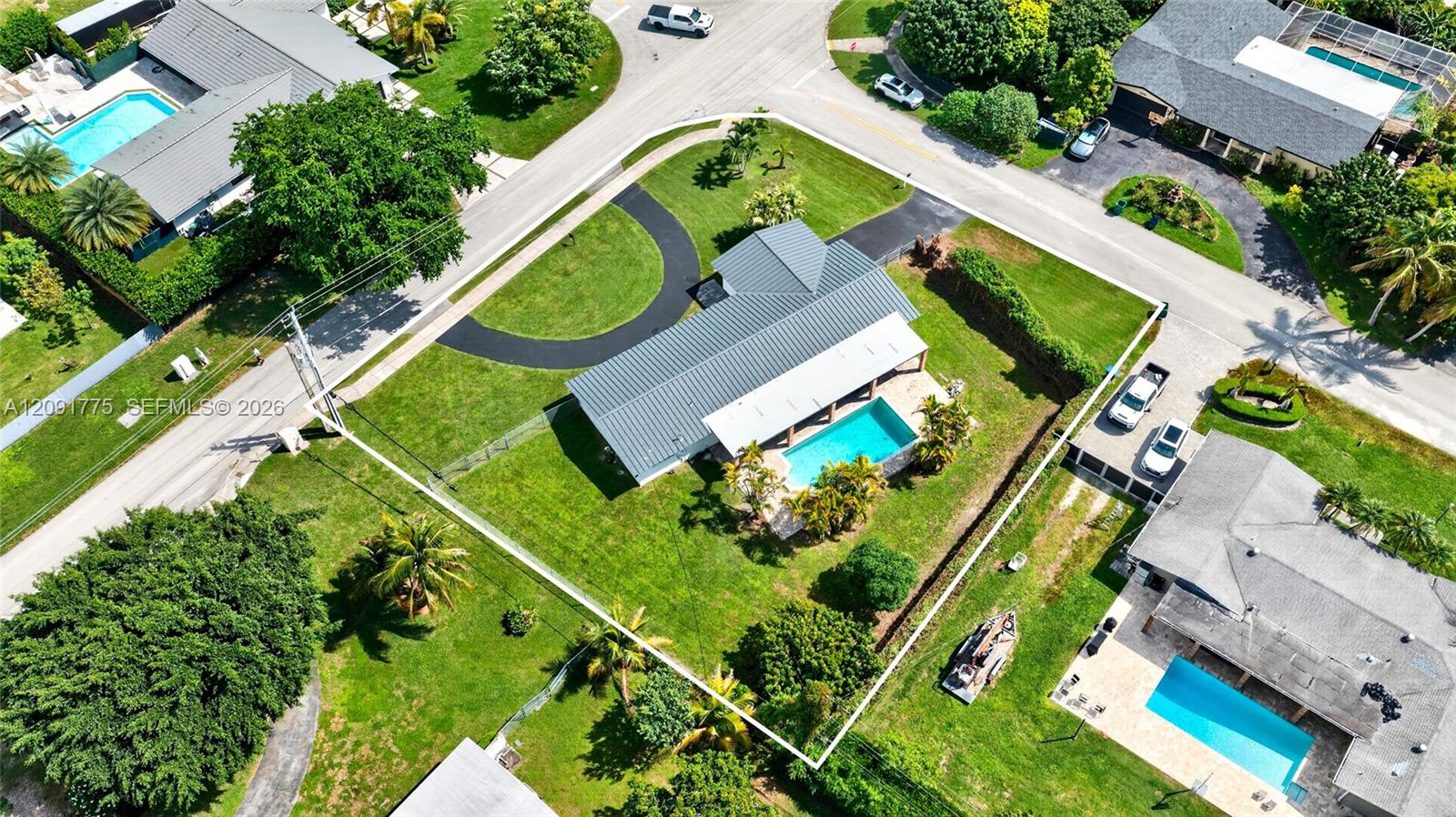 17400 SW 89th Court