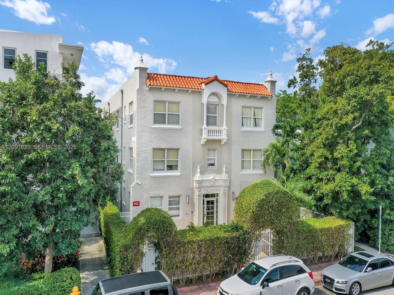 1542 Drexel Avenue