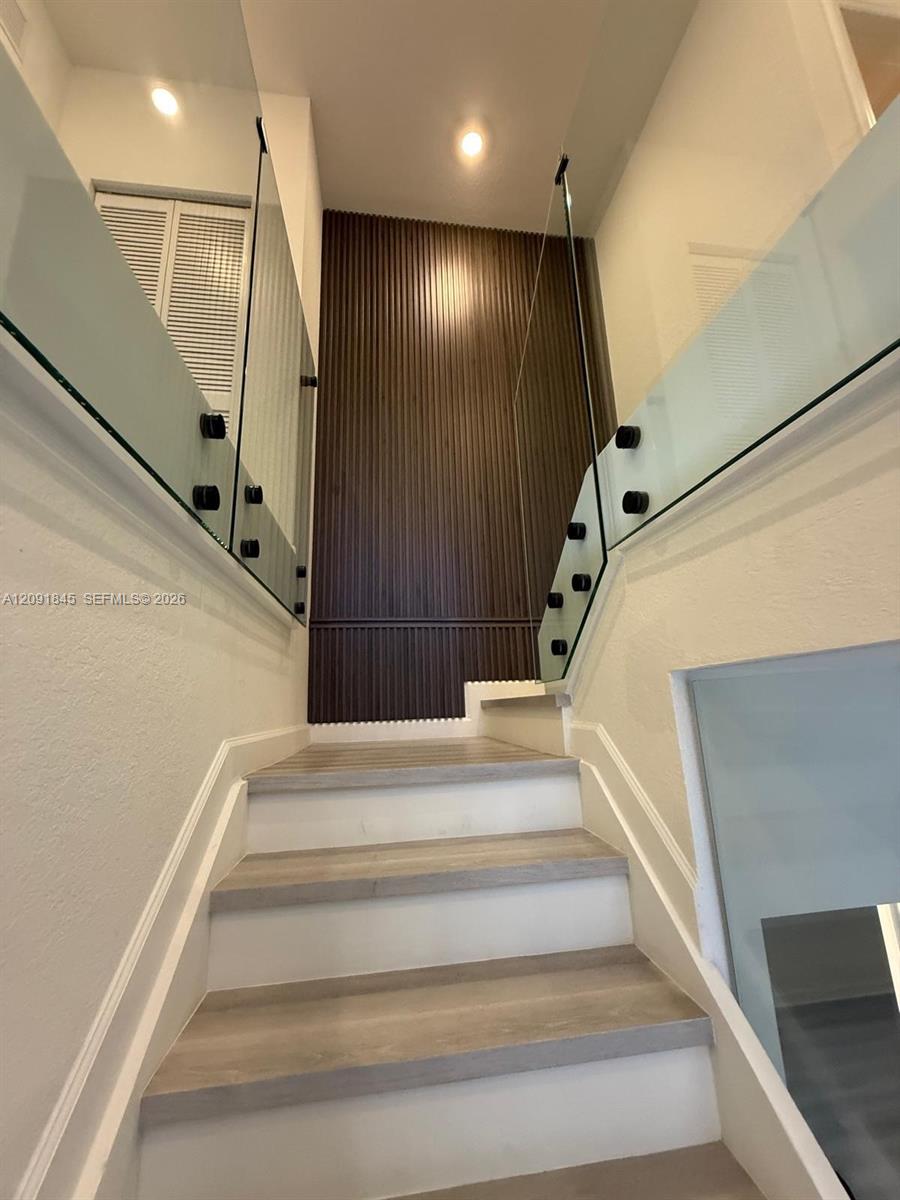 2661 SE 24th Court