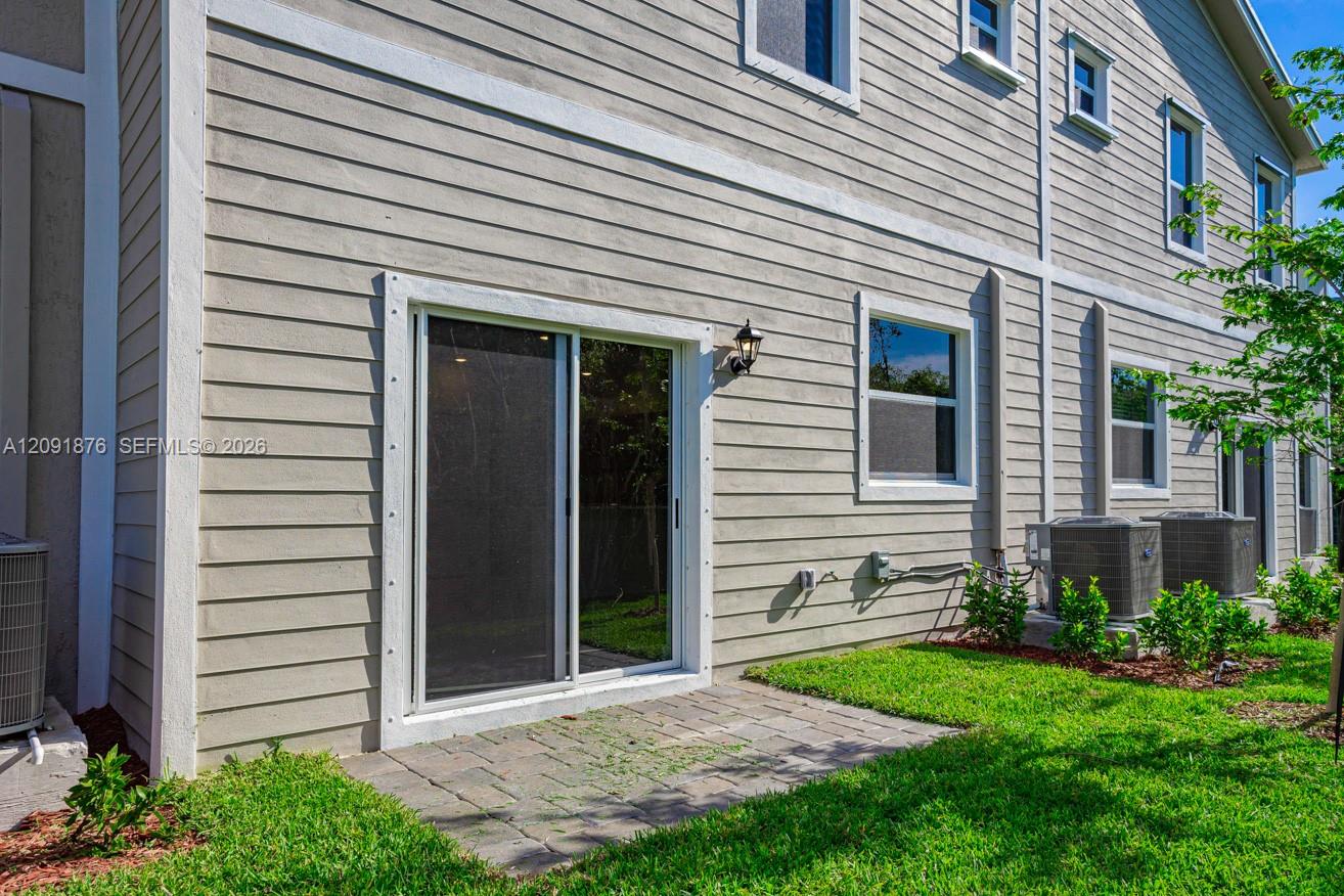 934 SE 19th Street