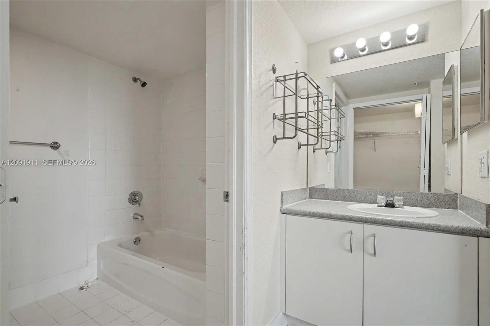 816 NW 11th Street