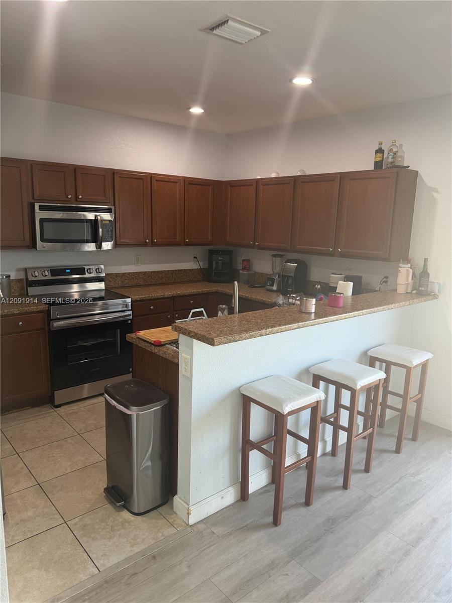 3515 W 89th Place