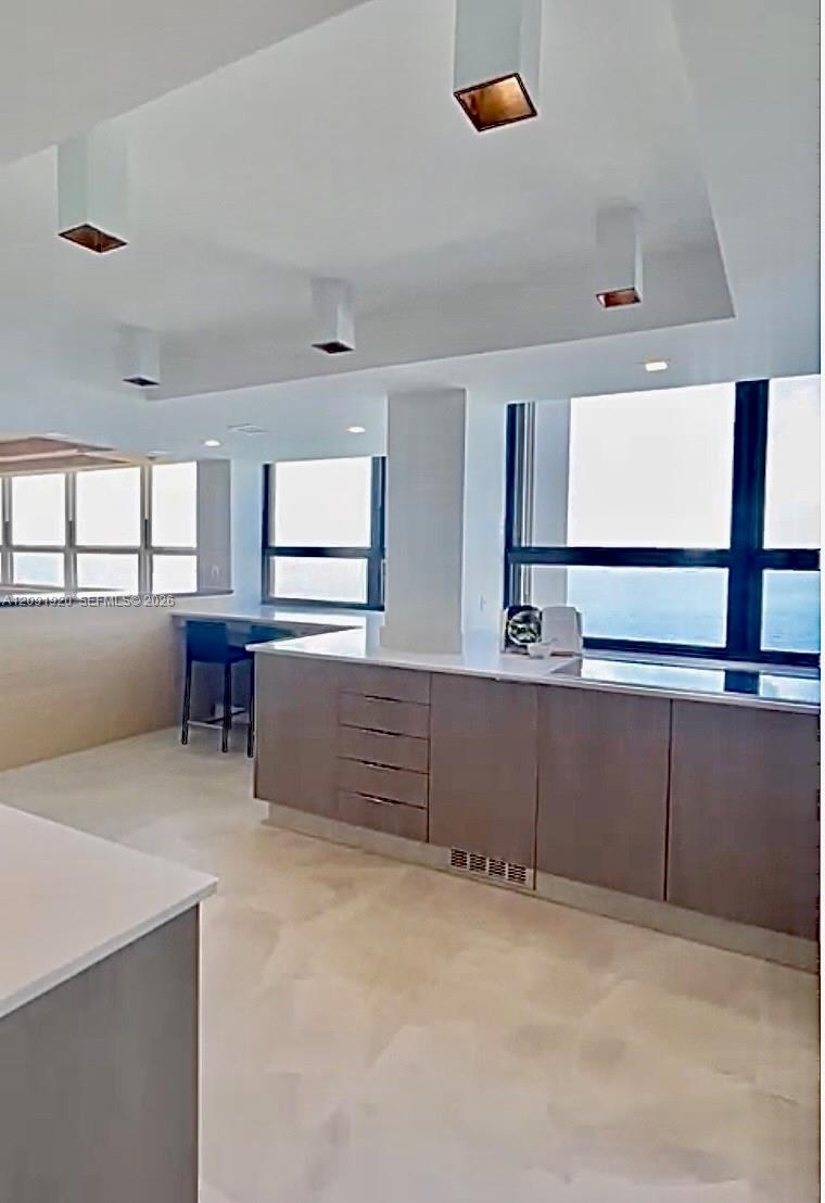 3 Grove Isle Drive