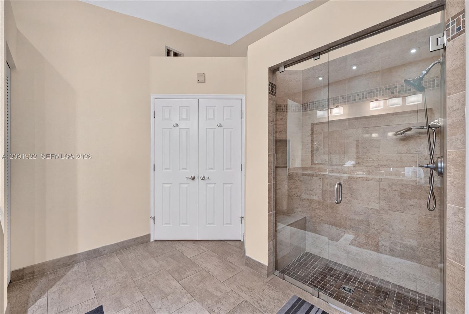 3315 Ottawa Lane