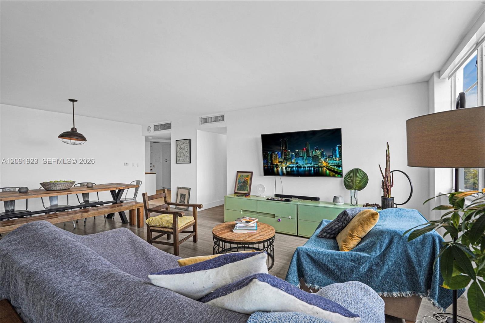 2100 Sans Souci Boulevard