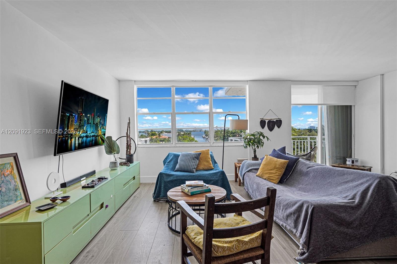 2100 Sans Souci Boulevard