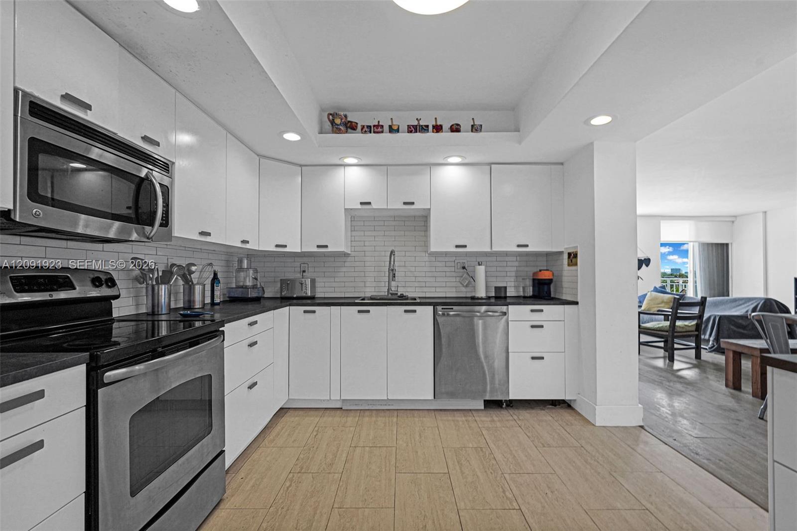 2100 Sans Souci Boulevard