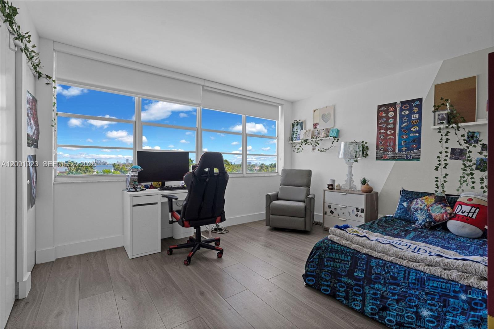 2100 Sans Souci Boulevard