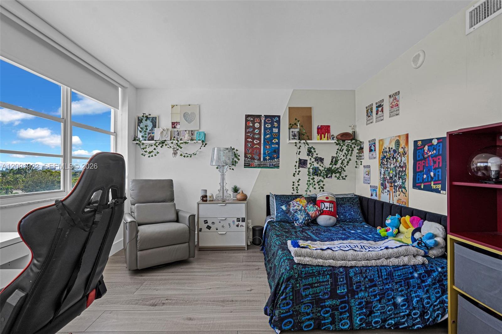2100 Sans Souci Boulevard