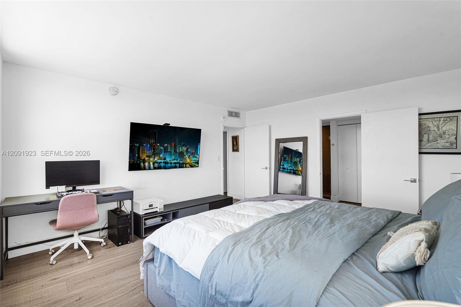 2100 Sans Souci Boulevard