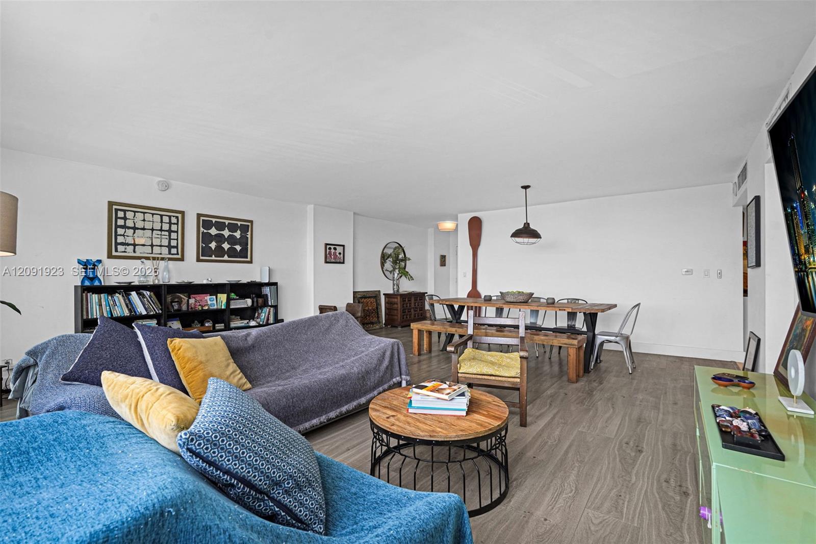 2100 Sans Souci Boulevard