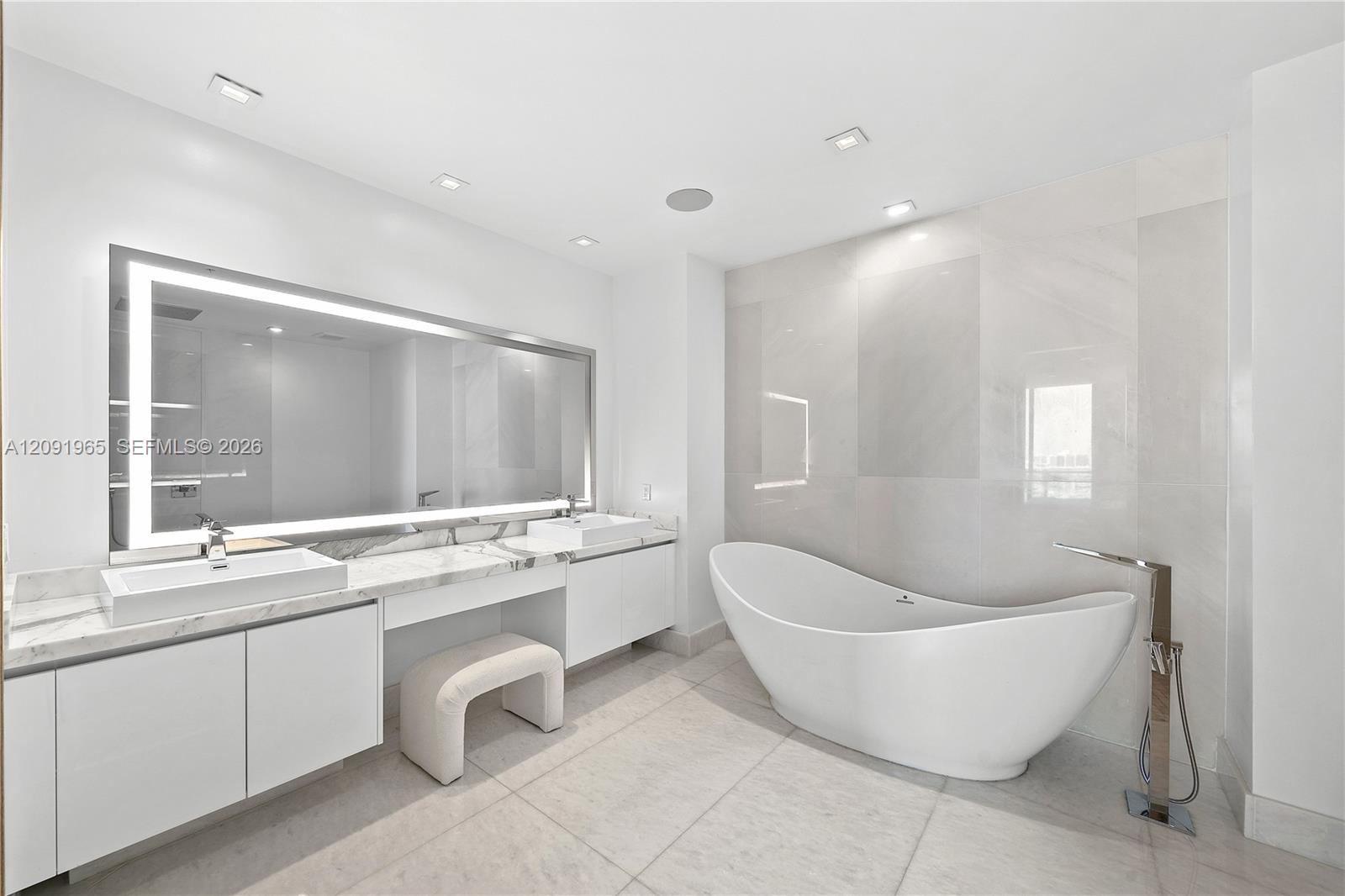 300 Sunny Isles Boulevard