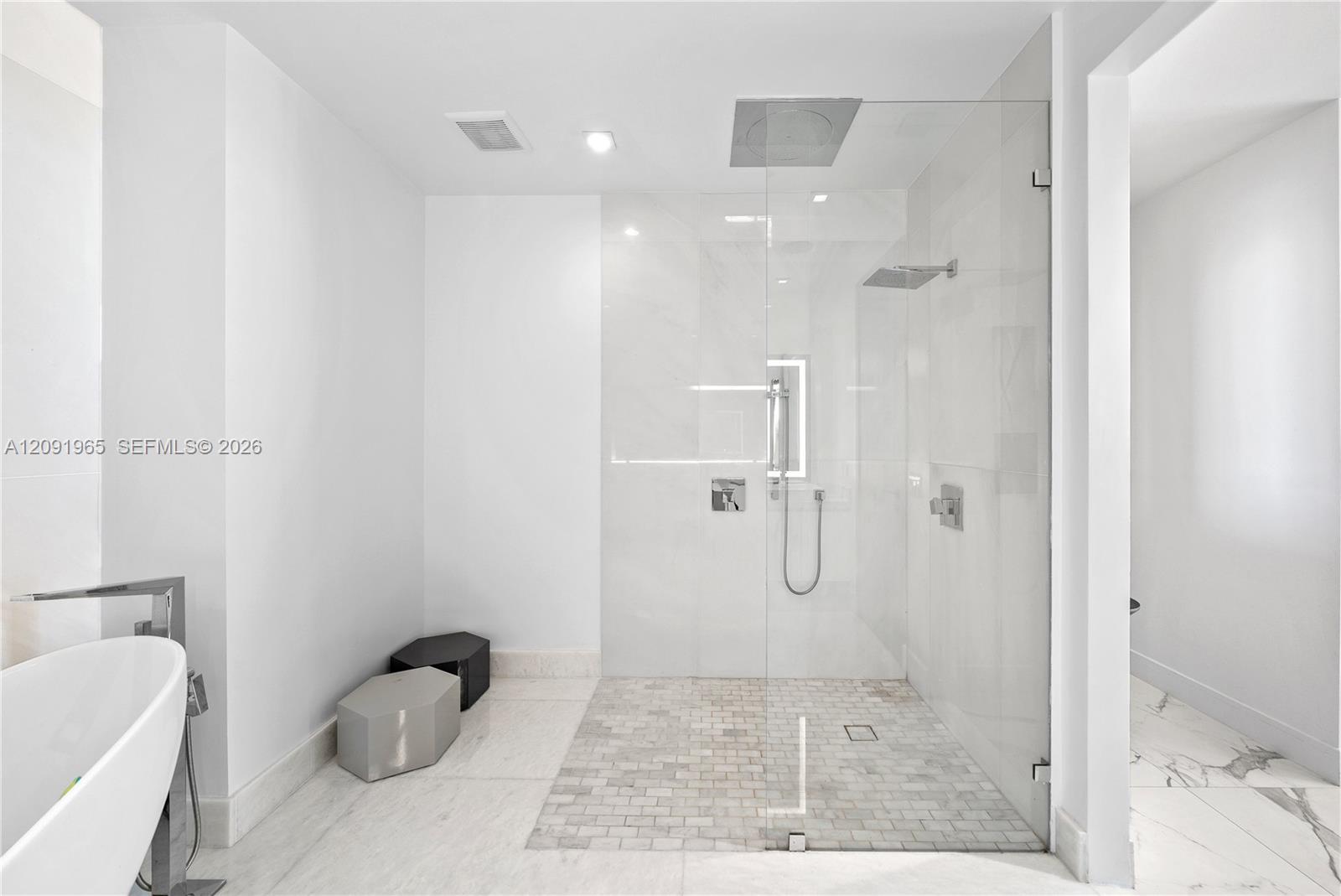 300 Sunny Isles Boulevard