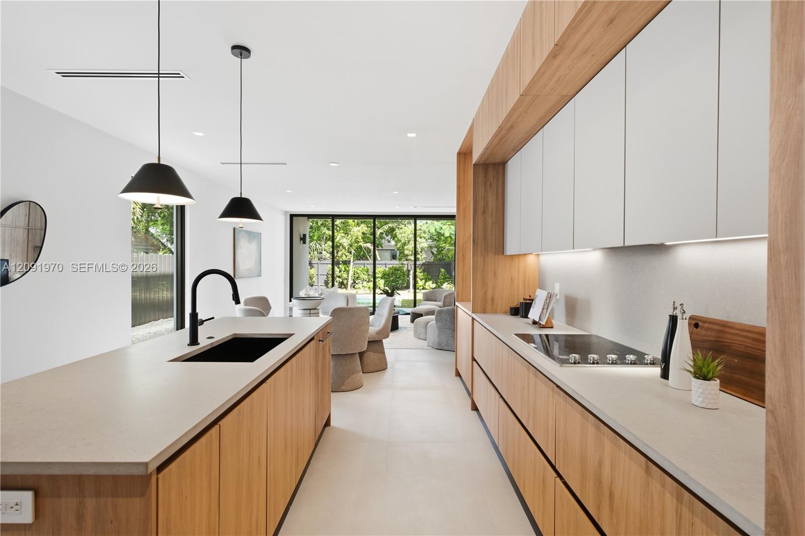 1017 SW 13th Court