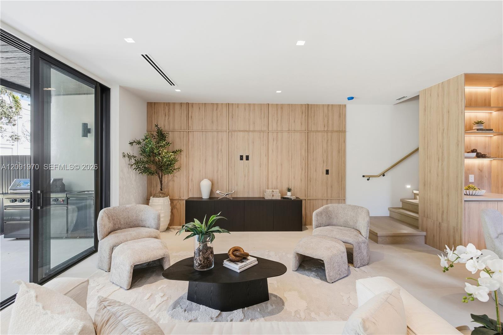 1017 SW 13th Court