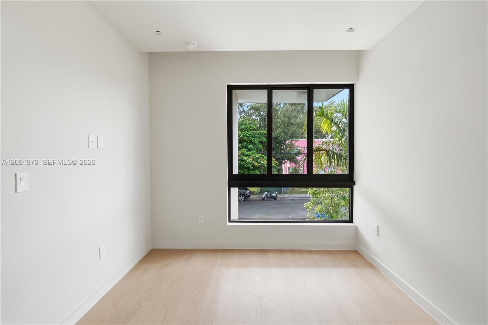 1017 SW 13th Court