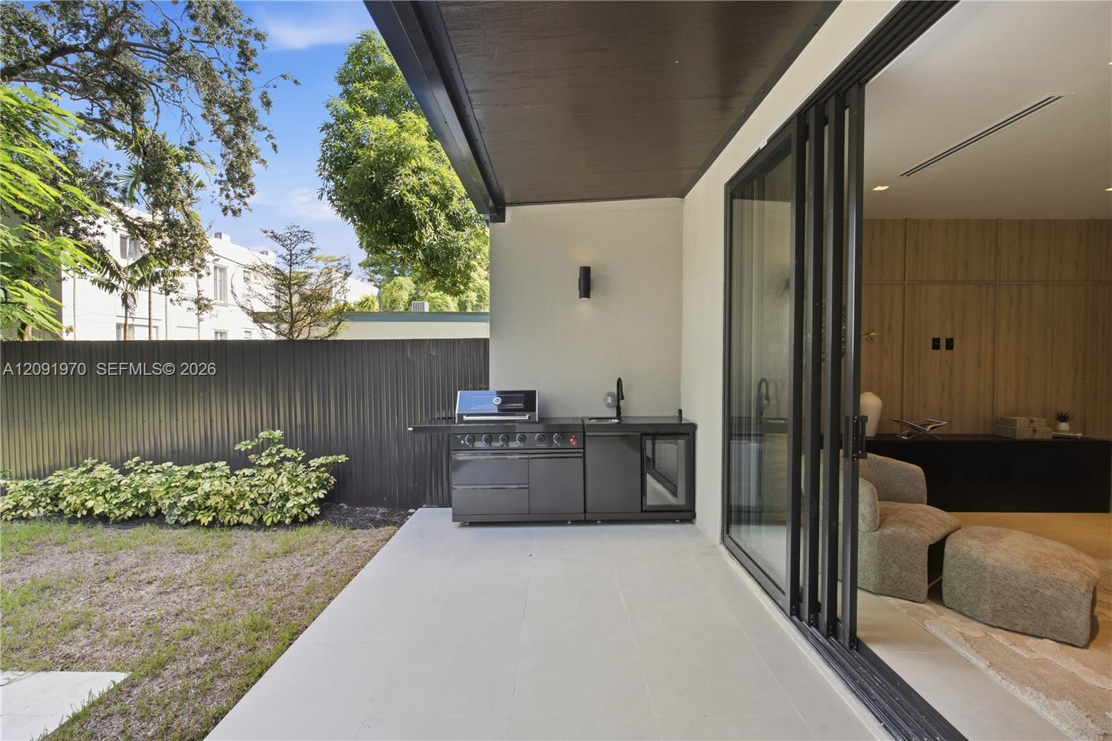 1017 SW 13th Court