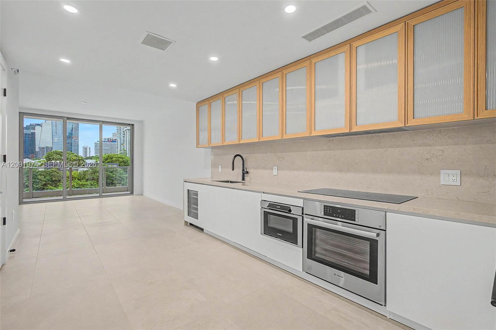 2200 Brickell Avenue gallery image #3
