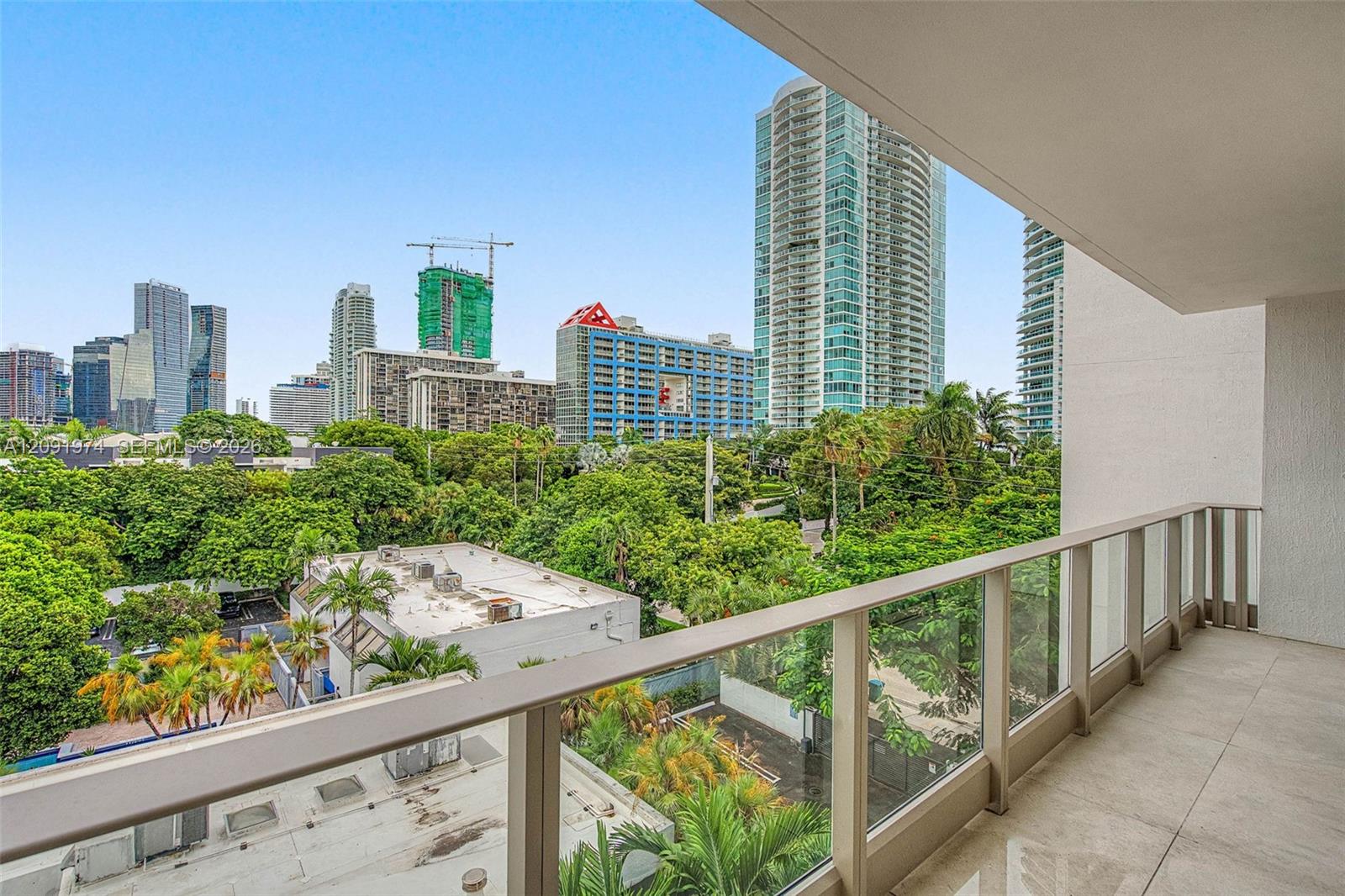2200 Brickell Avenue gallery image #7