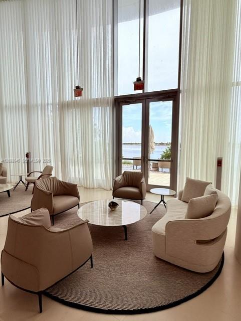 175 SE 25th Road gallery image #13