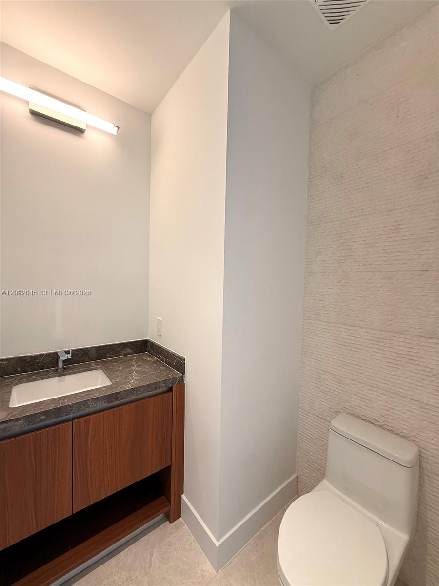 175 SE 25th Road gallery image #28