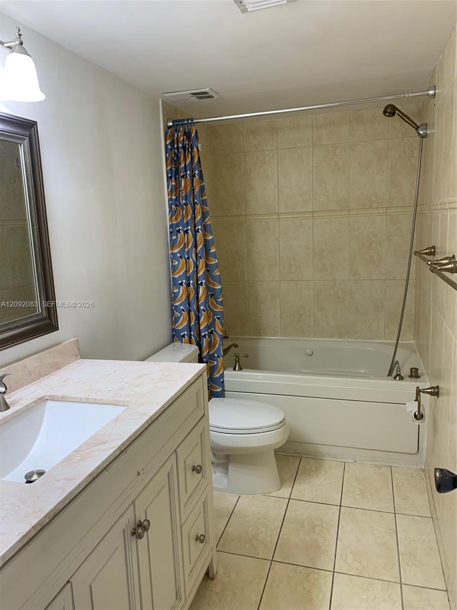 3702 NE 171st Street