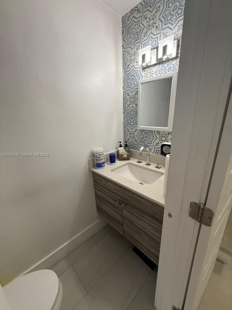 1324 W 71st Street
