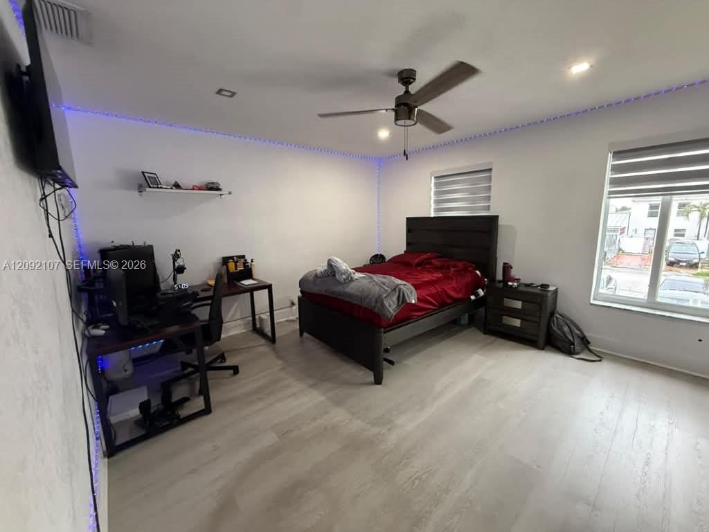 1324 W 71st Street