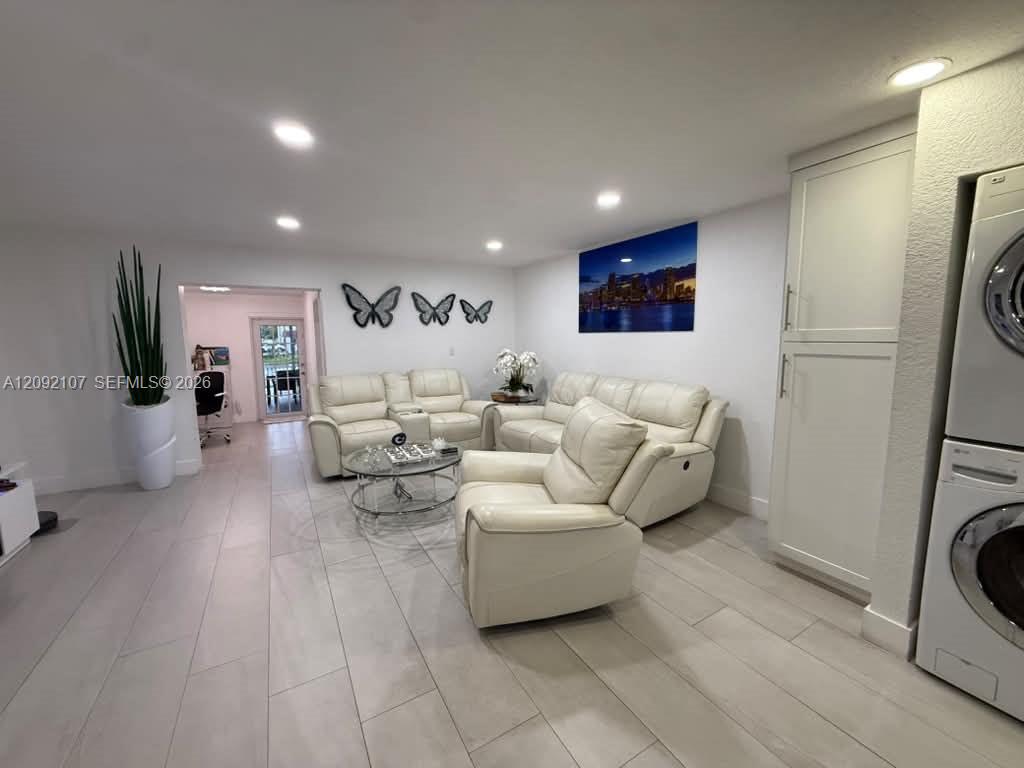1324 W 71st Street