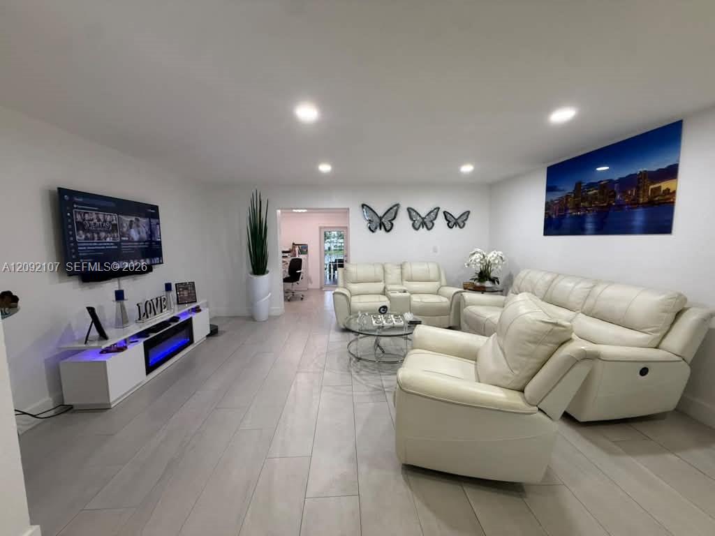 1324 W 71st Street