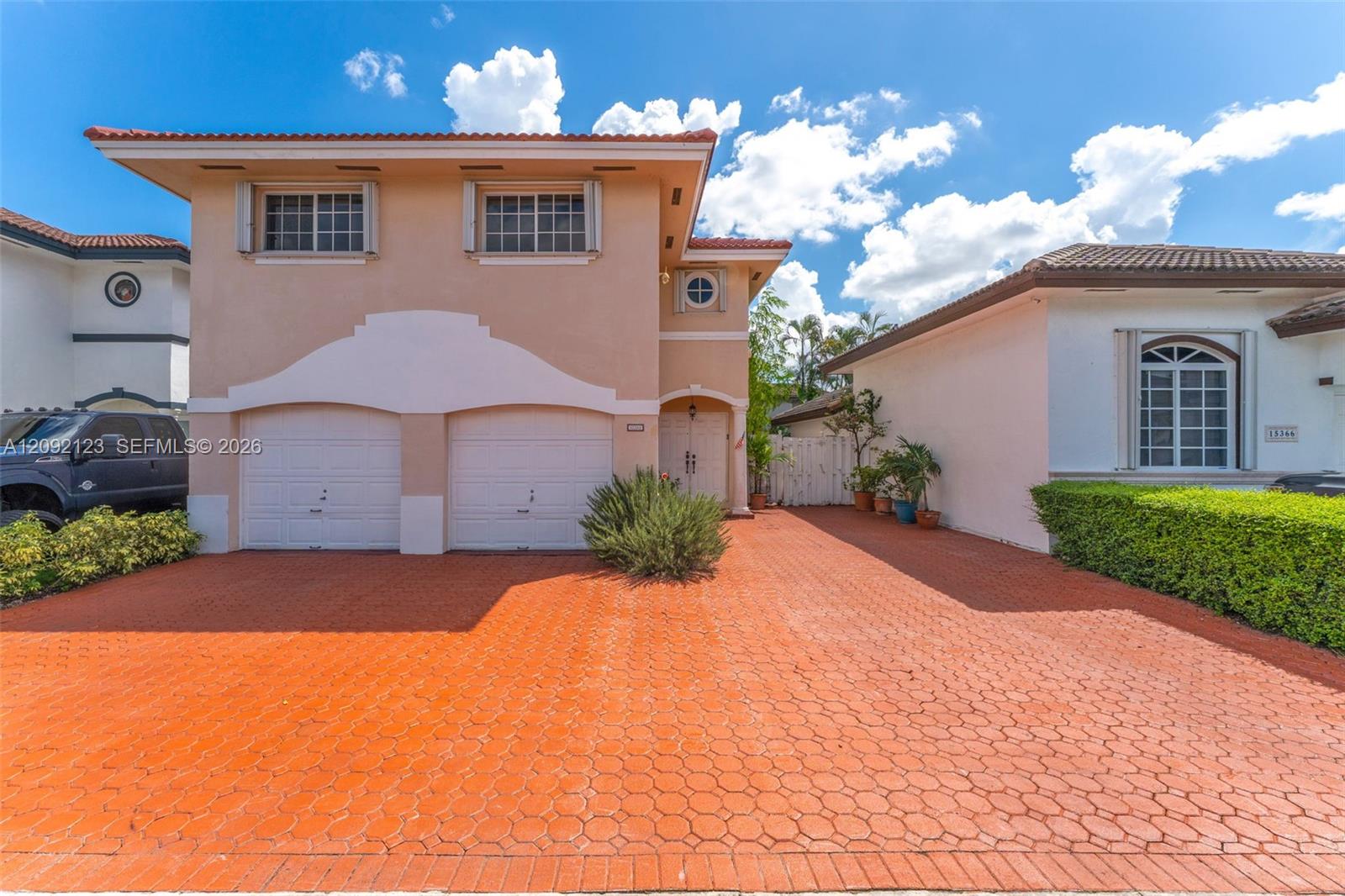 15362 SW 39th Lane