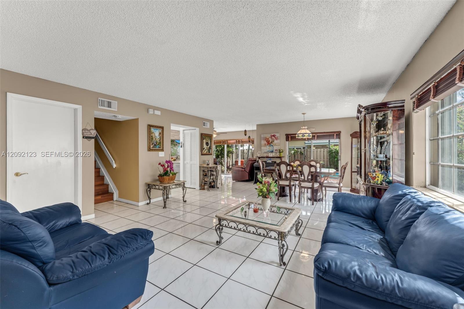 15362 SW 39th Lane