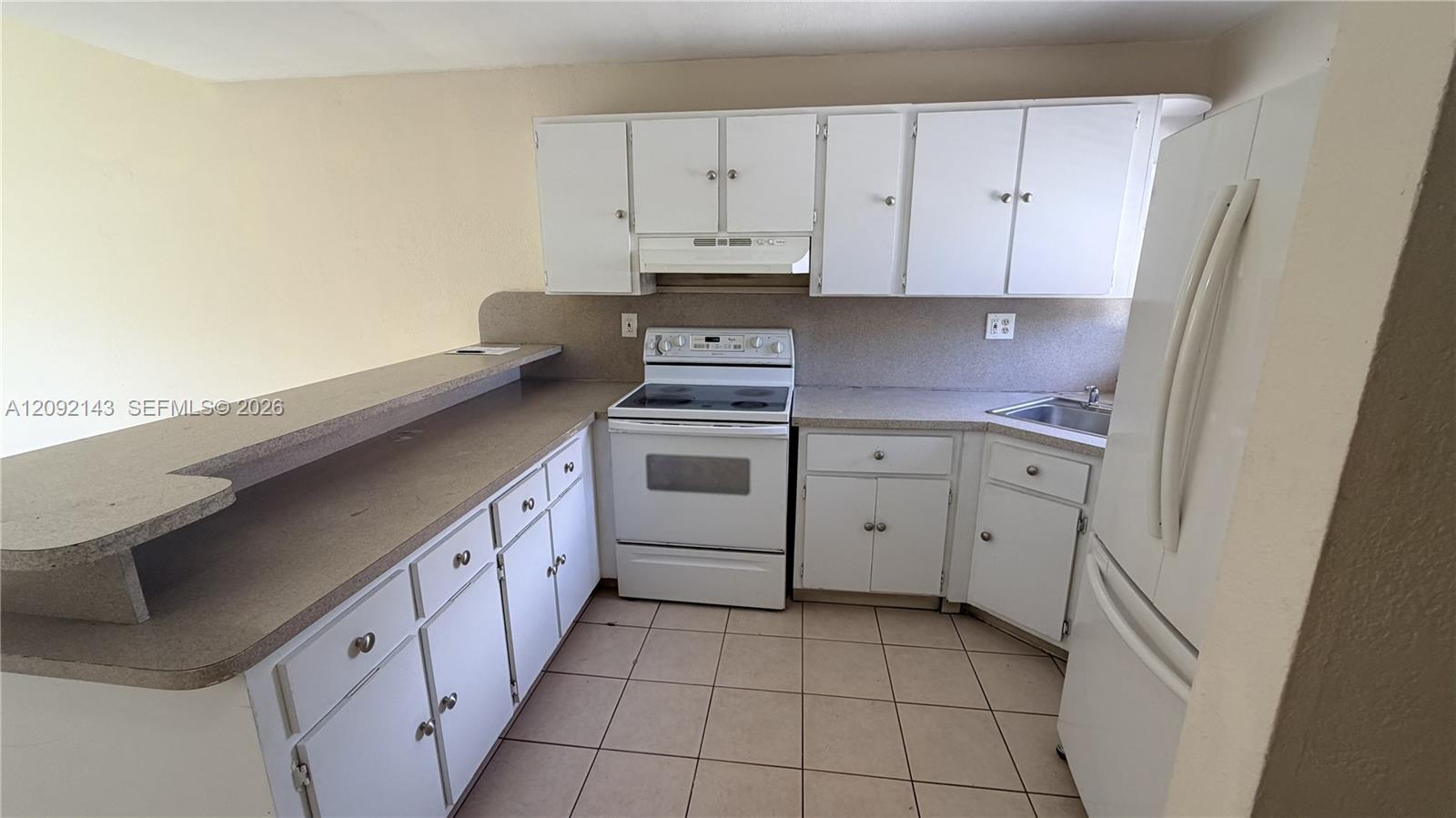 5712 W 25th Court