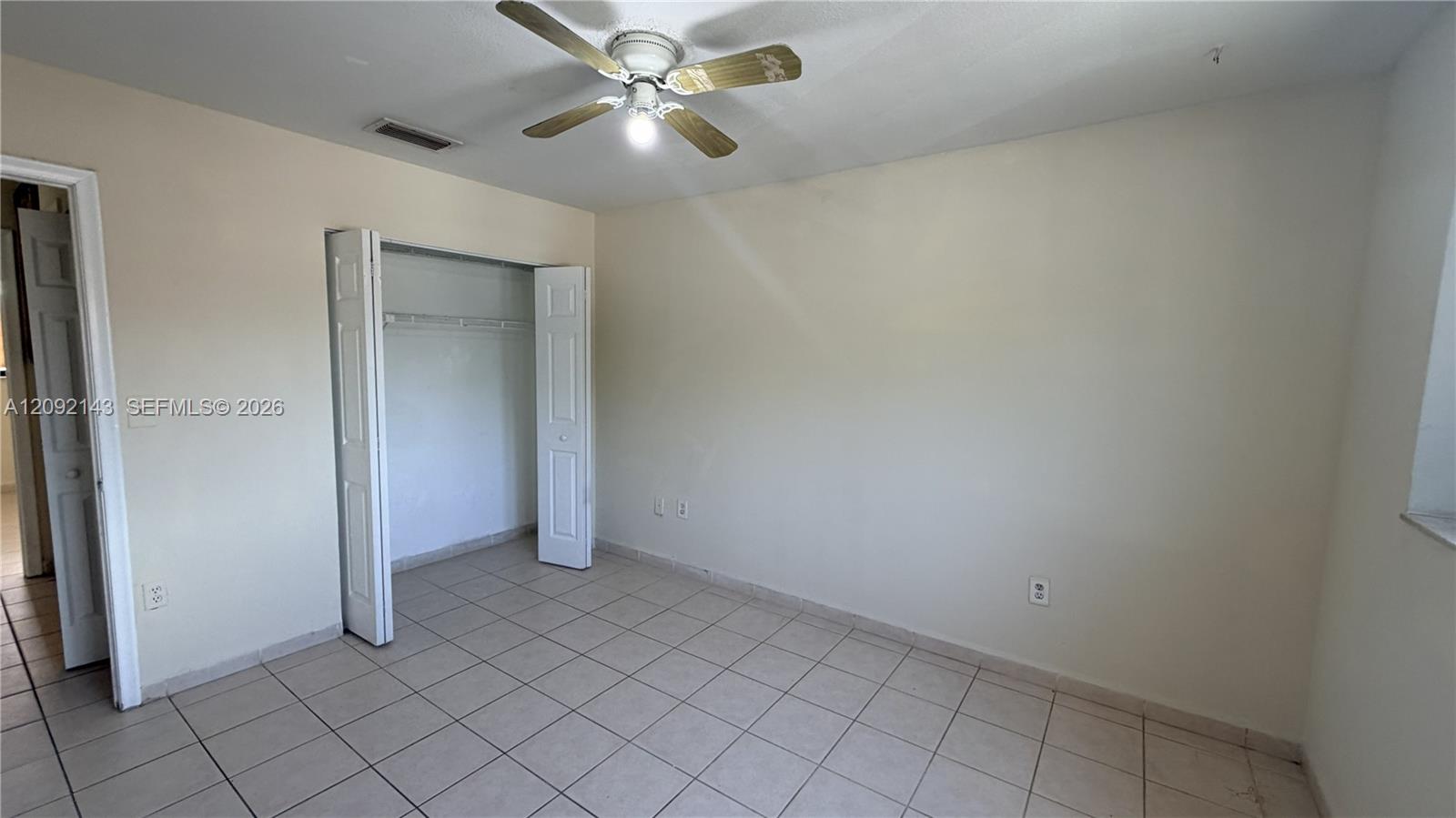 5712 W 25th Court