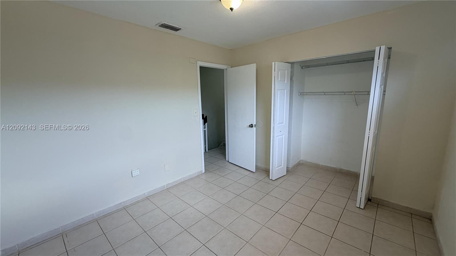 5712 W 25th Court