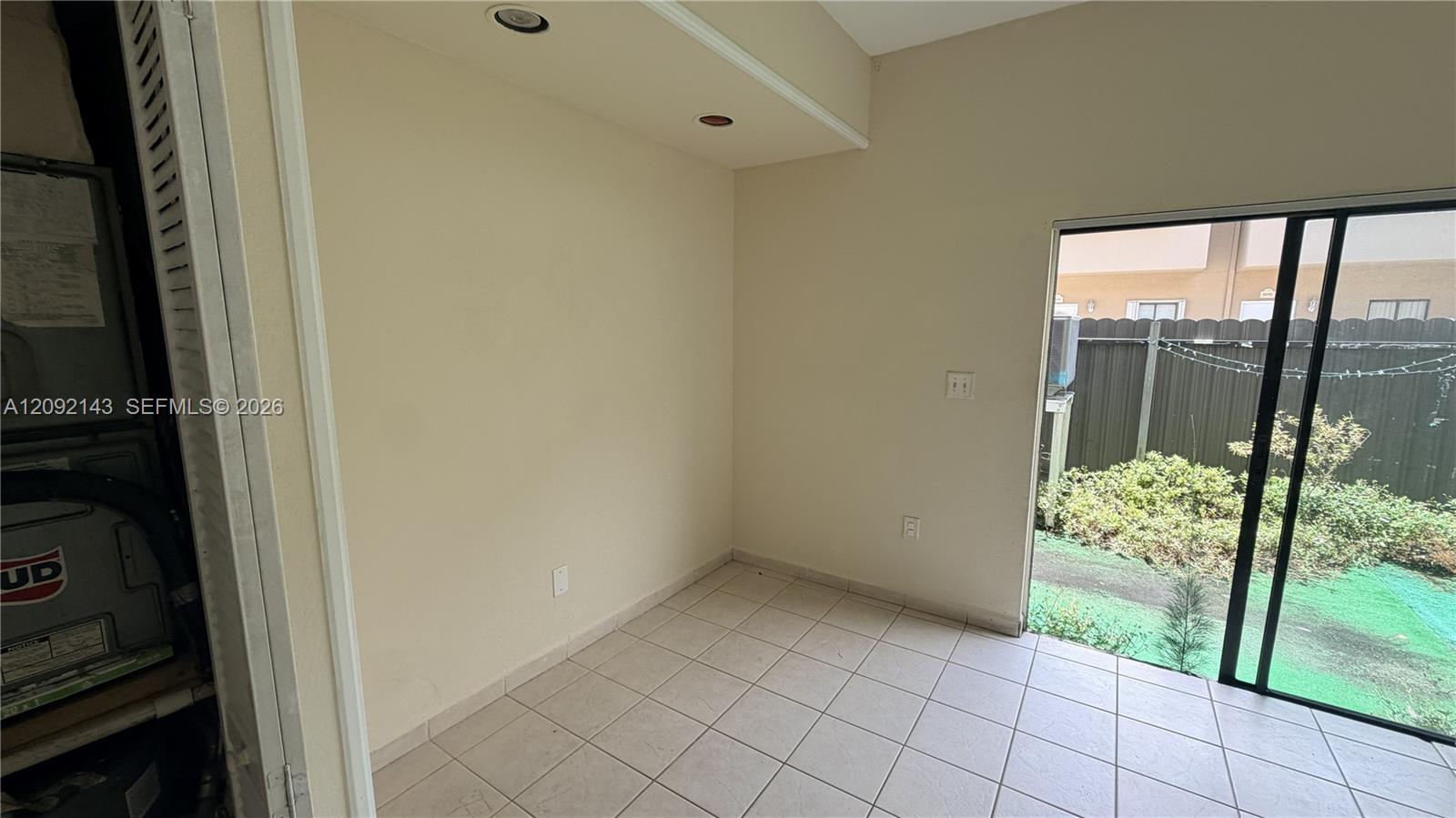5712 W 25th Court