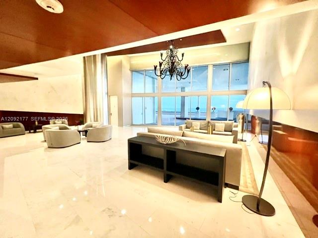 17121 Collins Avenue