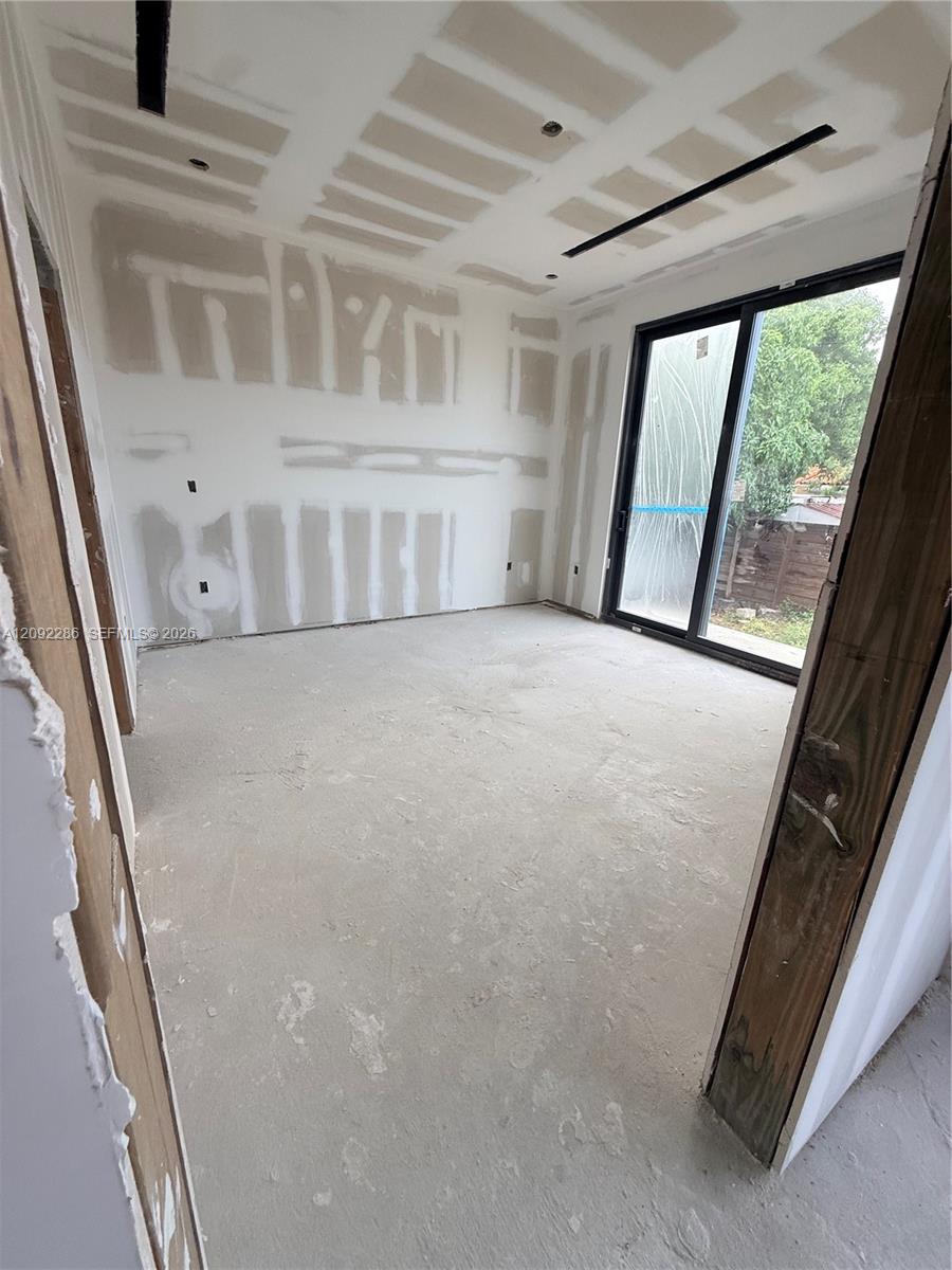 3075 NW 17th Street