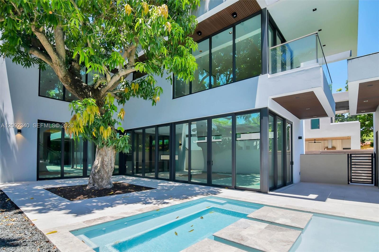 125 SW 29th Road gallery image #10