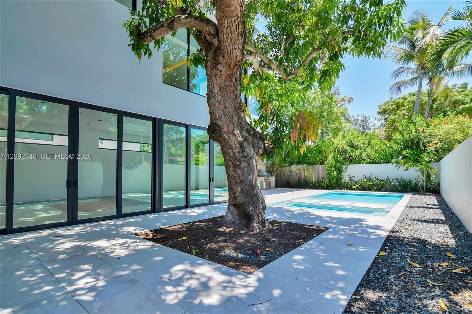 125 SW 29th Road gallery image #11