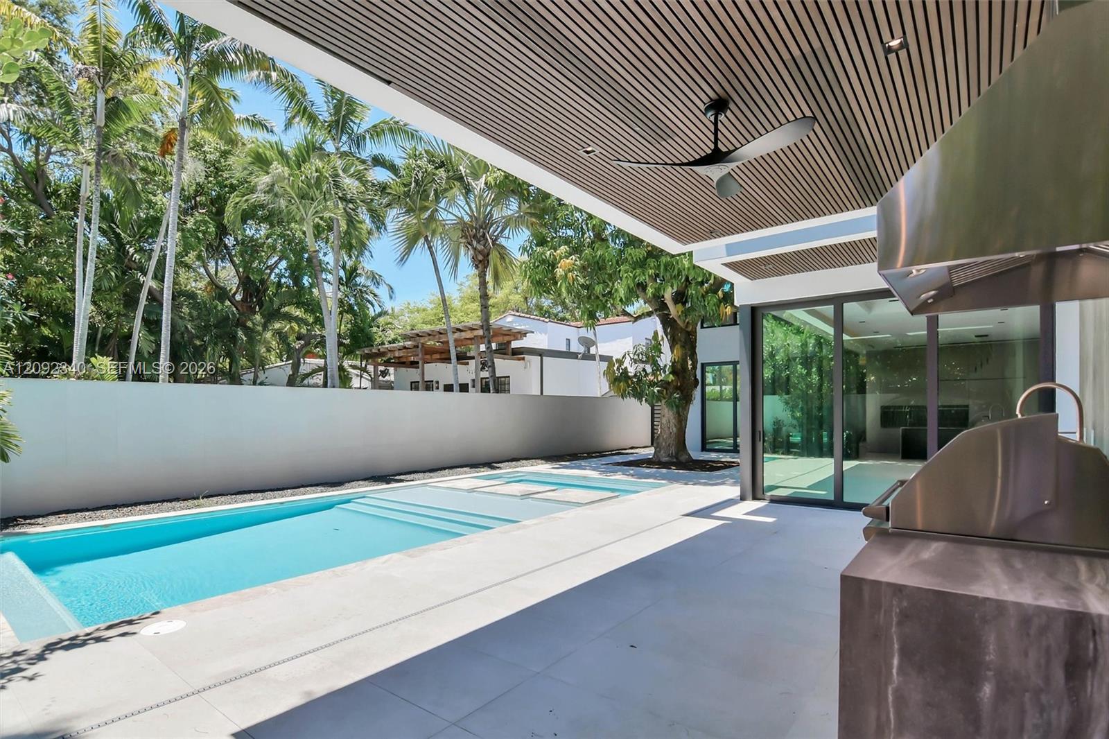 125 SW 29th Road gallery image #13