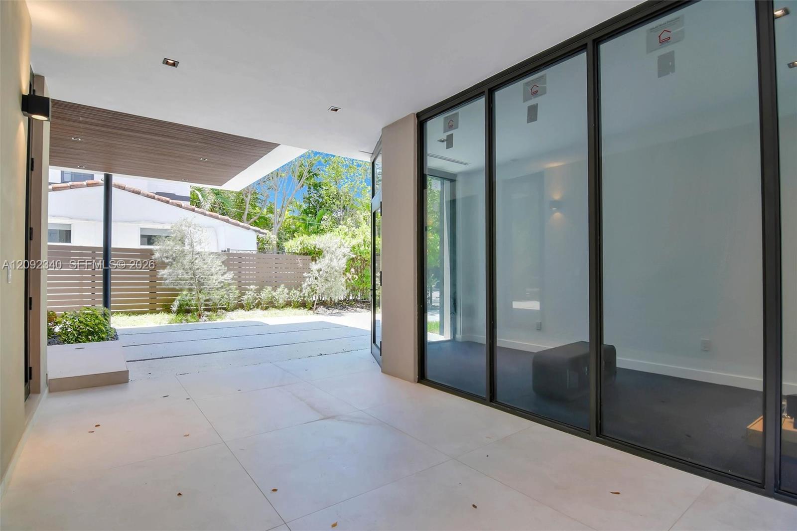 125 SW 29th Road gallery image #18