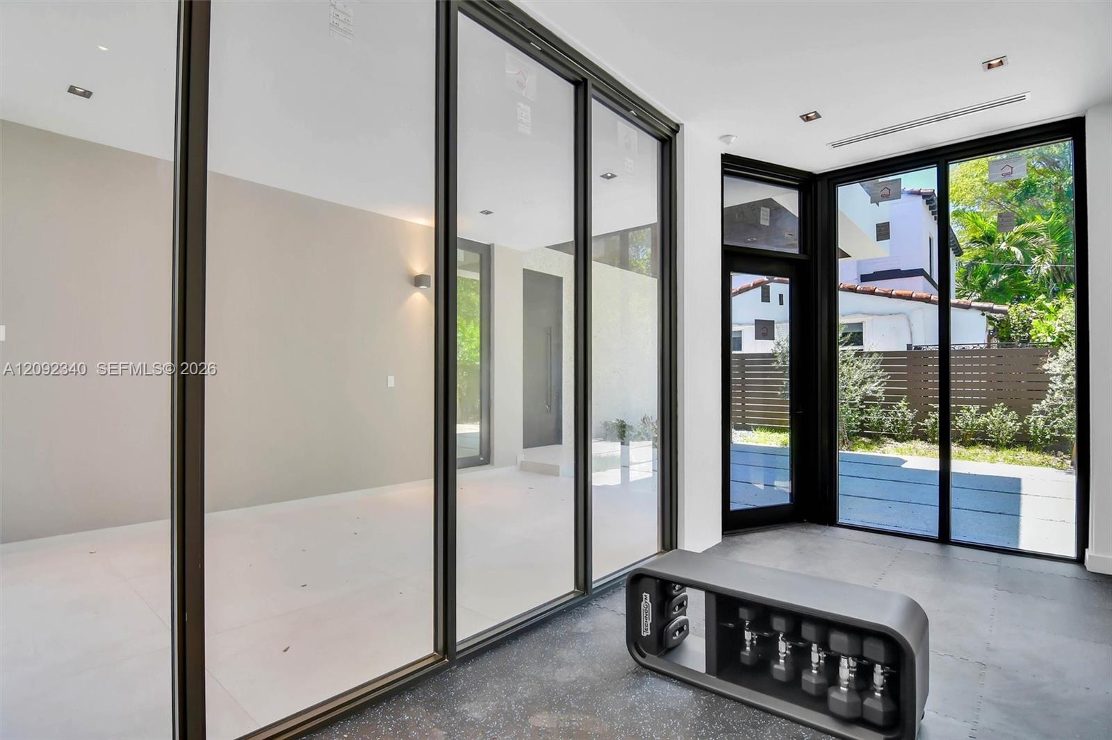 125 SW 29th Road gallery image #19