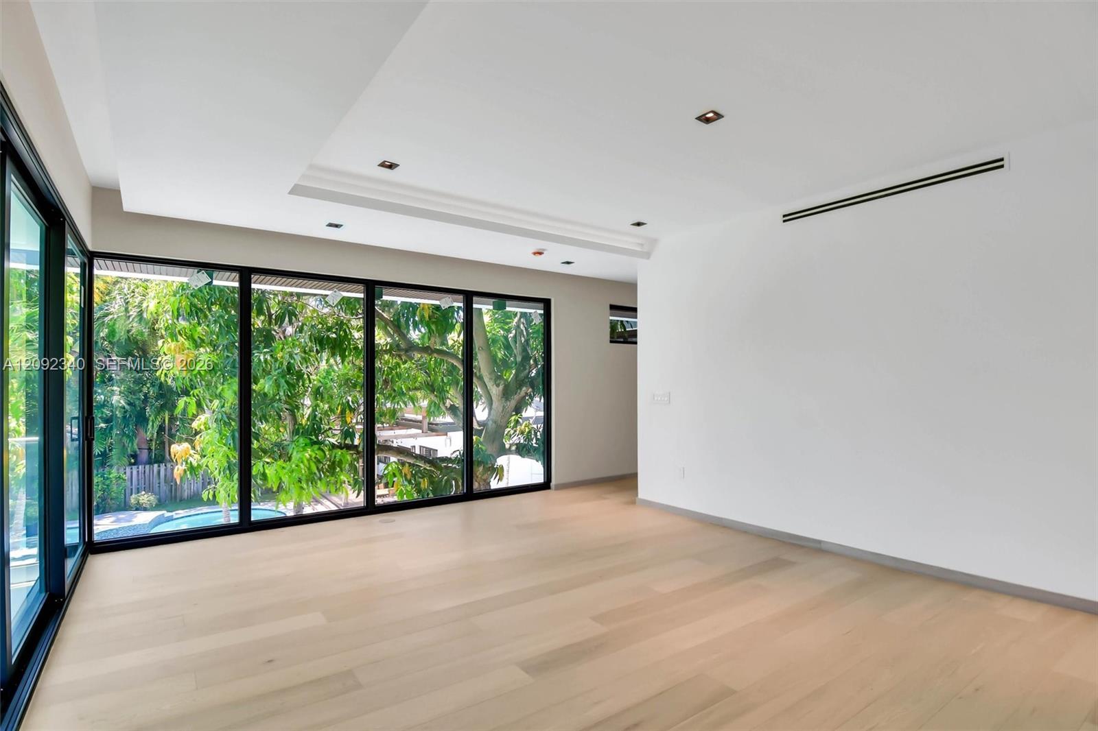 125 SW 29th Road gallery image #51