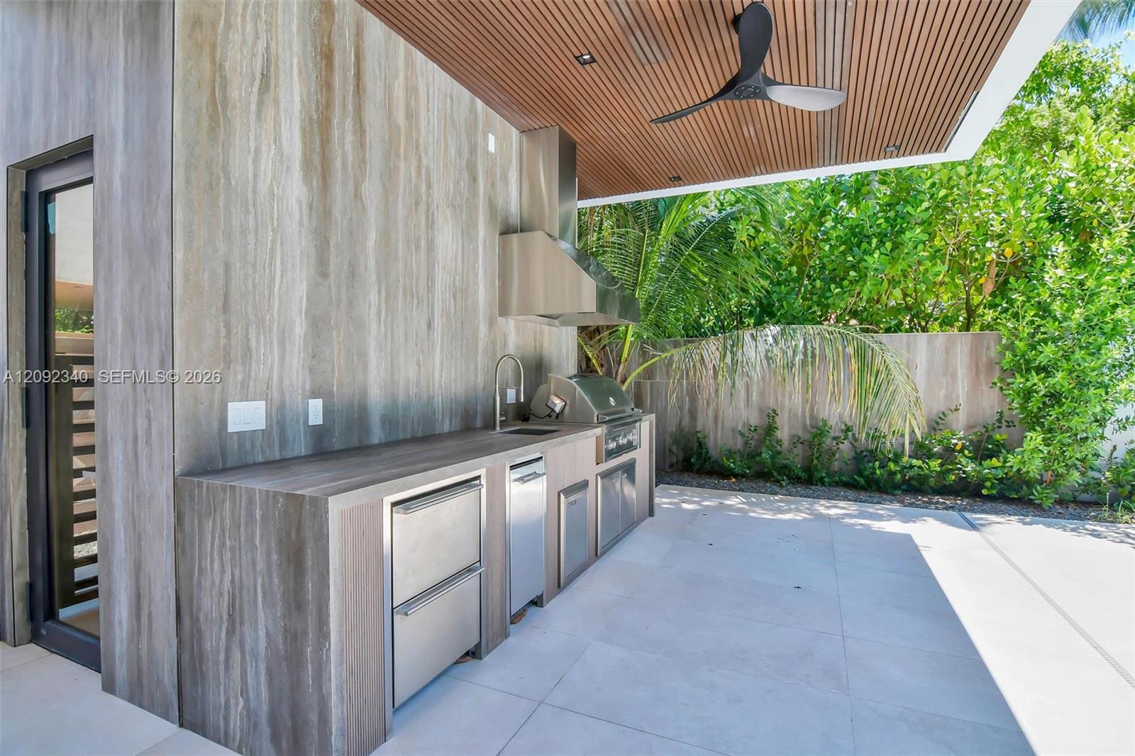 125 SW 29th Road gallery image #7