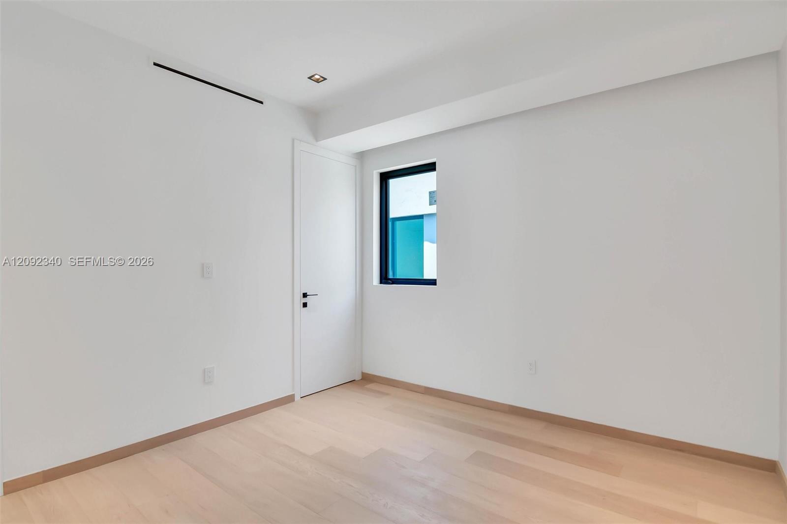 125 SW 29th Road gallery image #74