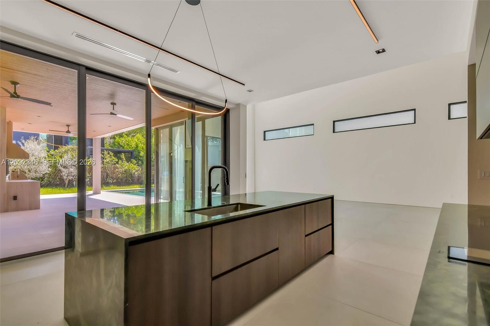 135 SW 29th Road gallery image #13