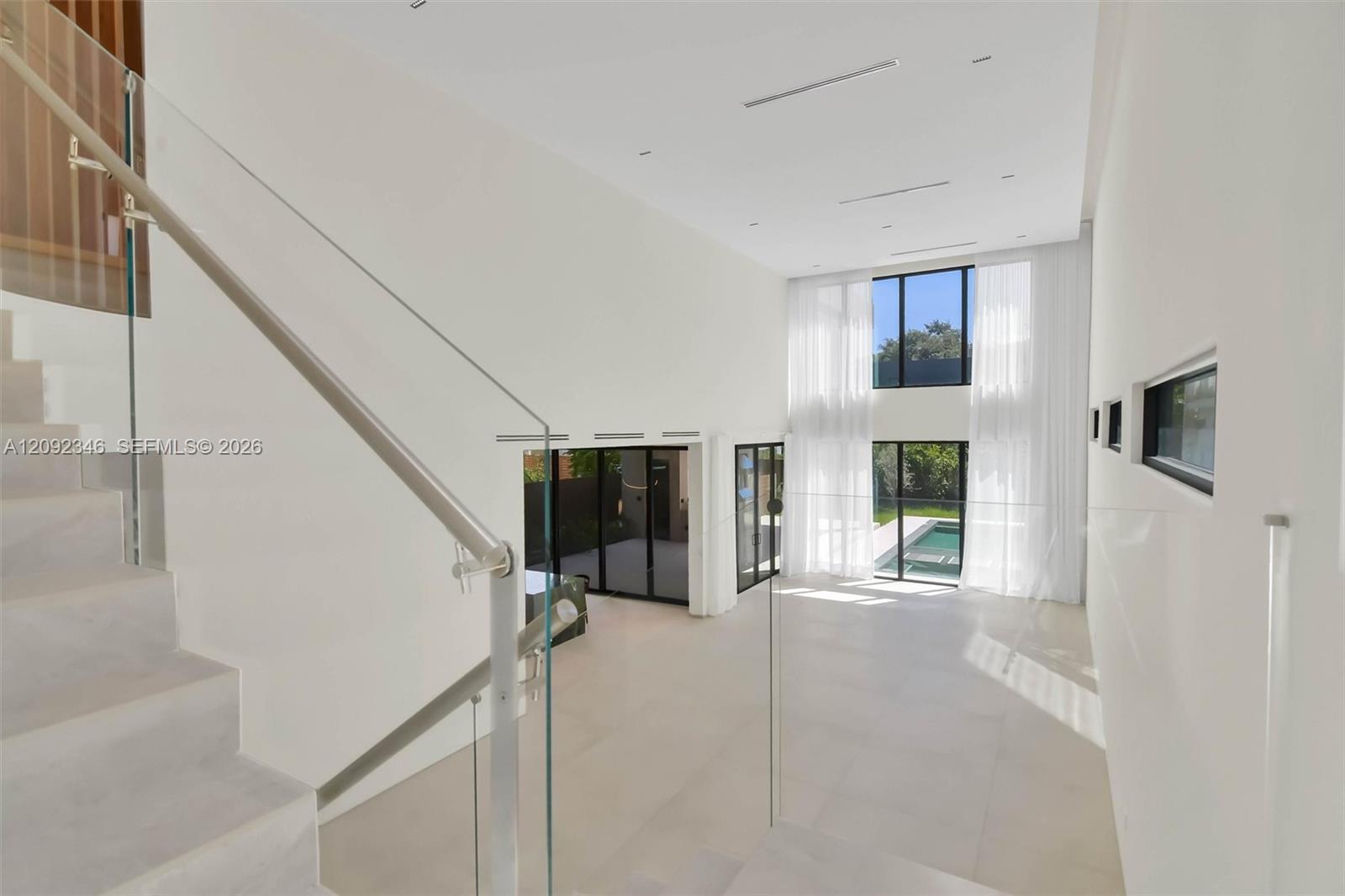 135 SW 29th Road gallery image #27
