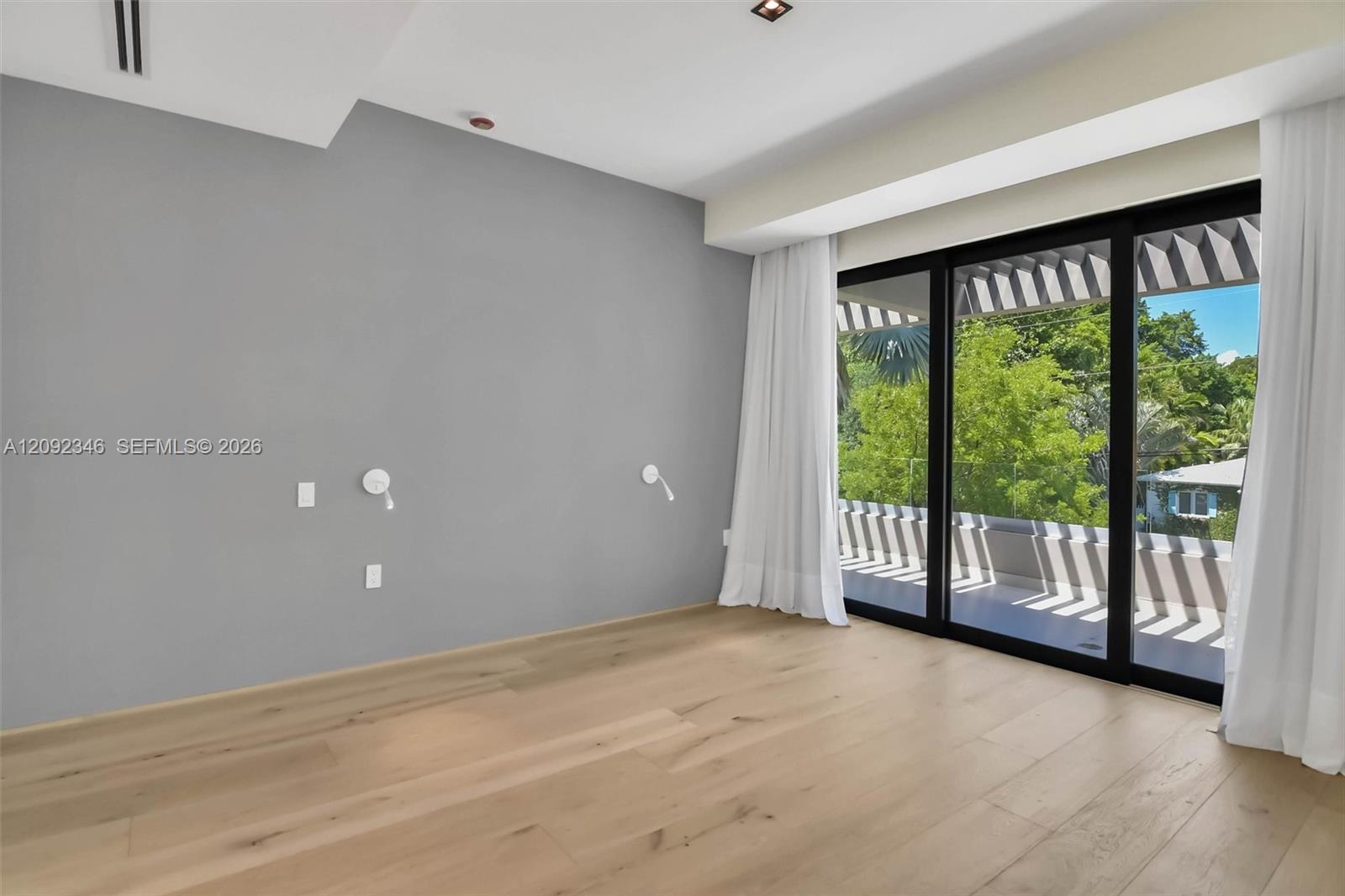 135 SW 29th Road gallery image #29